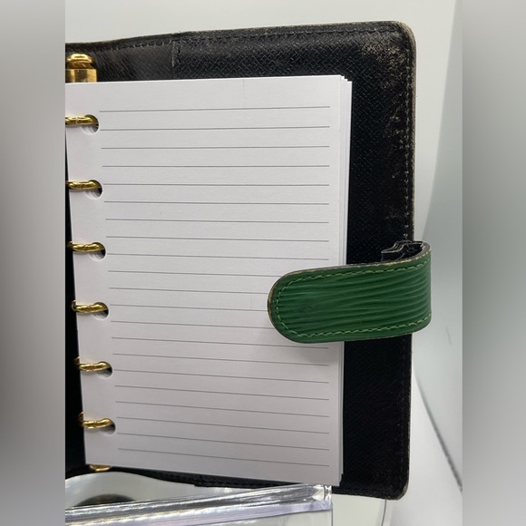 Louis Vuitton - Authentic - Green Epi Small Ring Agenda Cover - Picture 13 of 16
